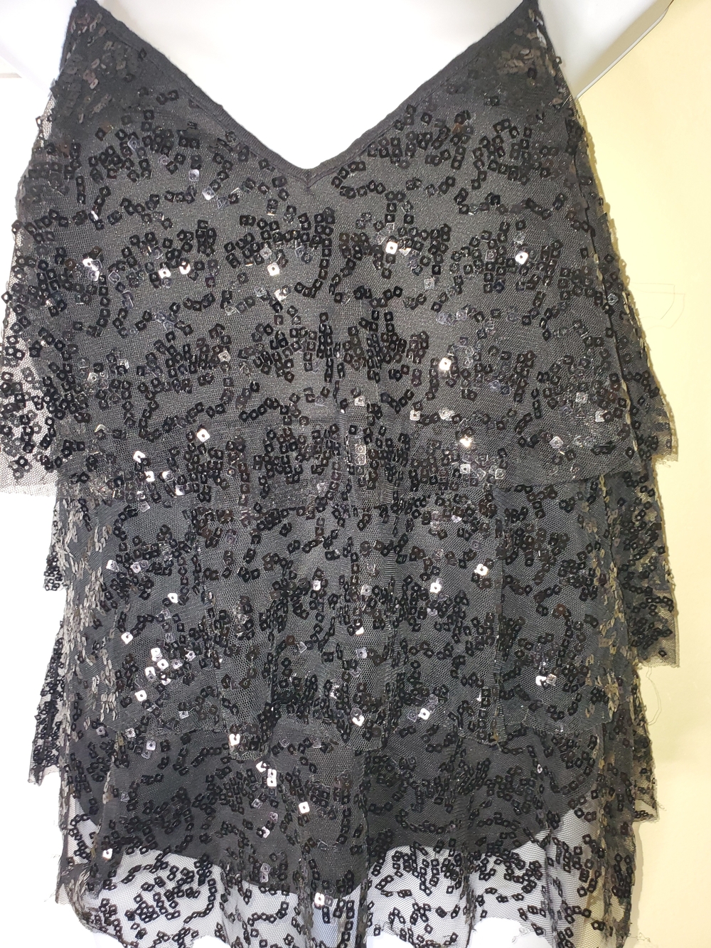 🖤 XXI BY FOREVER 21 BLACK SEQUIN BABYDOLL CAMI TOP 🖤
